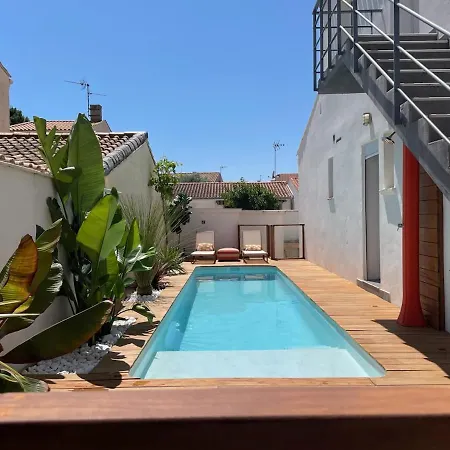 T2 Avec Acces Piscine